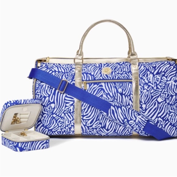 NWT Lilly Pulitzer, garment bag and make up box - Picture 5 of 9